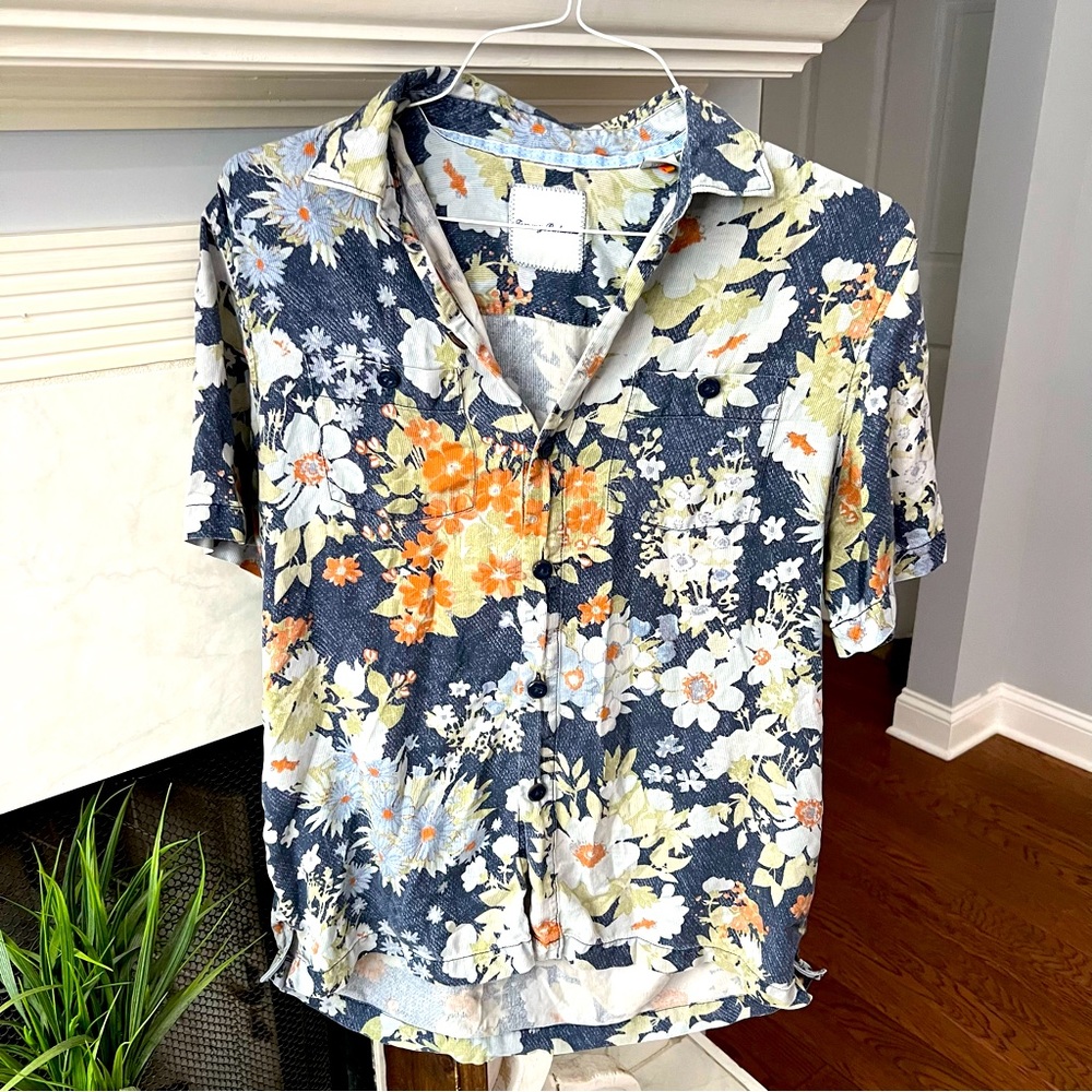 Tommy Bahama 100%‎ Silk Tropical Floral Print Button Up Top blue orange